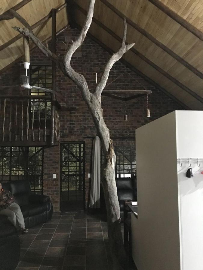 Kruger Wild Dog Inn Marloth Park Exterior foto