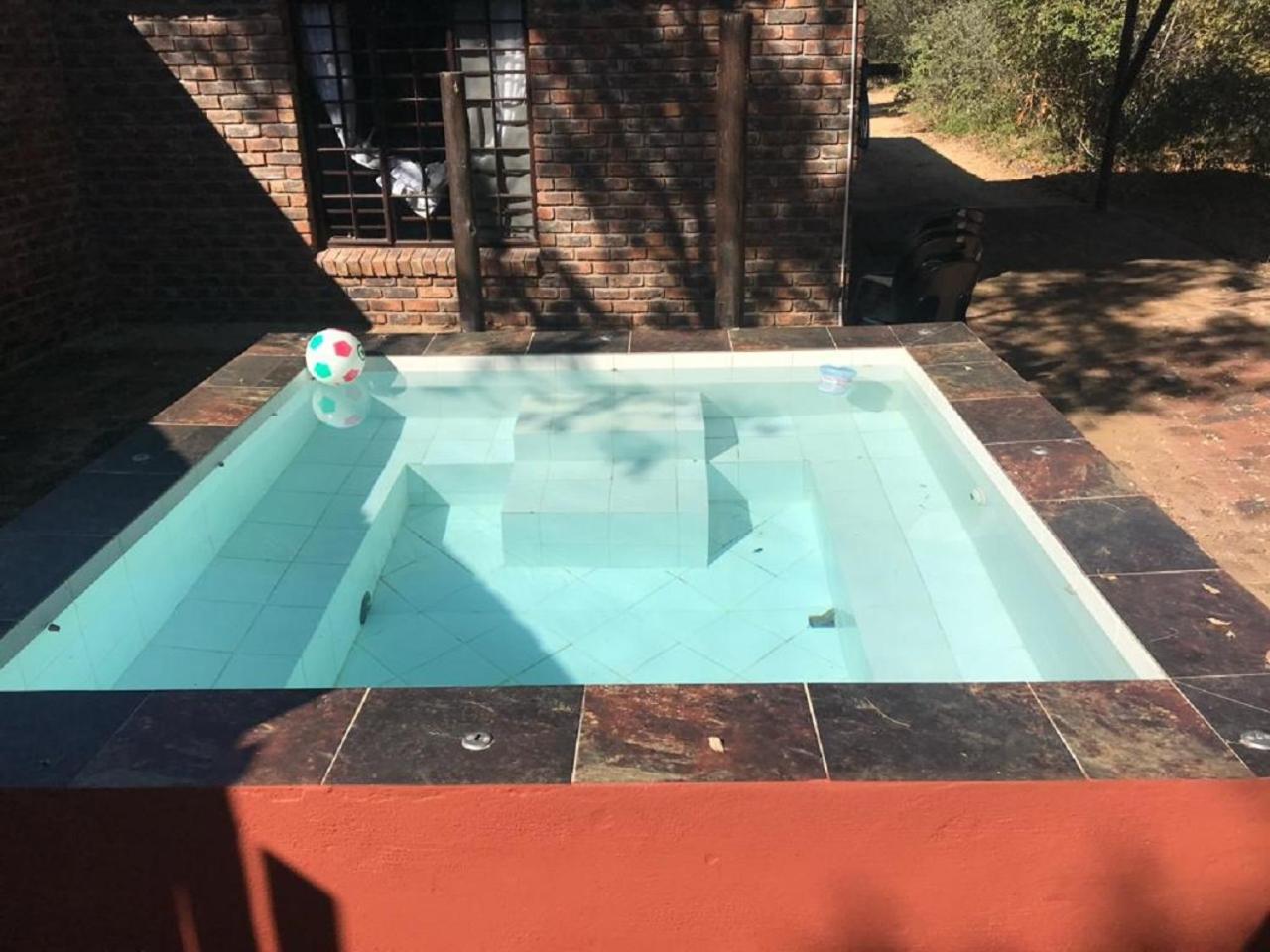 Kruger Wild Dog Inn Marloth Park Exterior foto