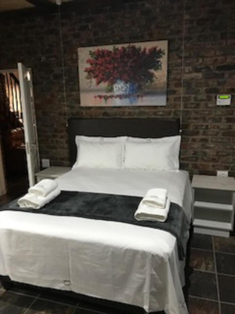 Kruger Wild Dog Inn Marloth Park Quarto foto